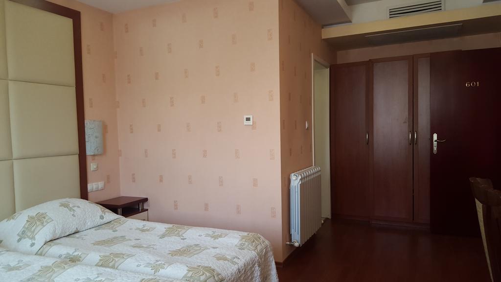 Отель Bozukova House Сливен Номер фото