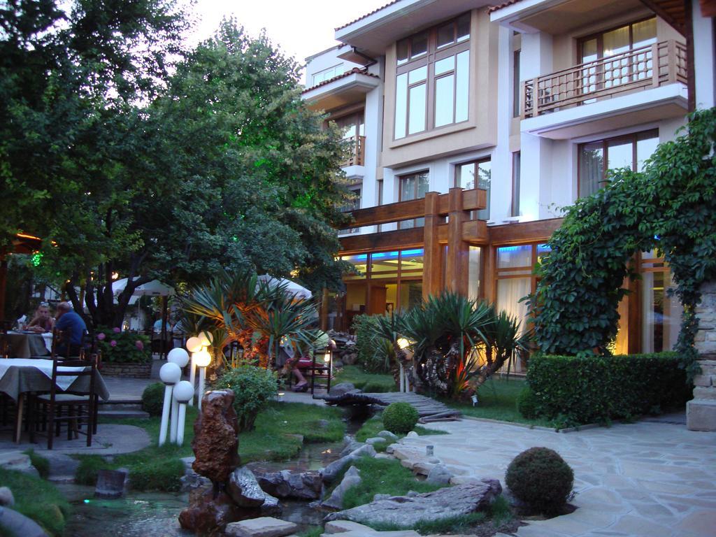 Отель Bozukova House Сливен Экстерьер фото