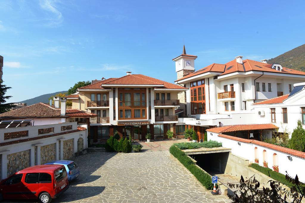 Отель Bozukova House Сливен Экстерьер фото