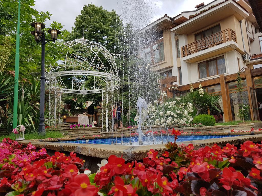 Отель Bozukova House Сливен Экстерьер фото